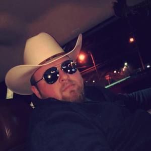 Meet your Posher, Beau